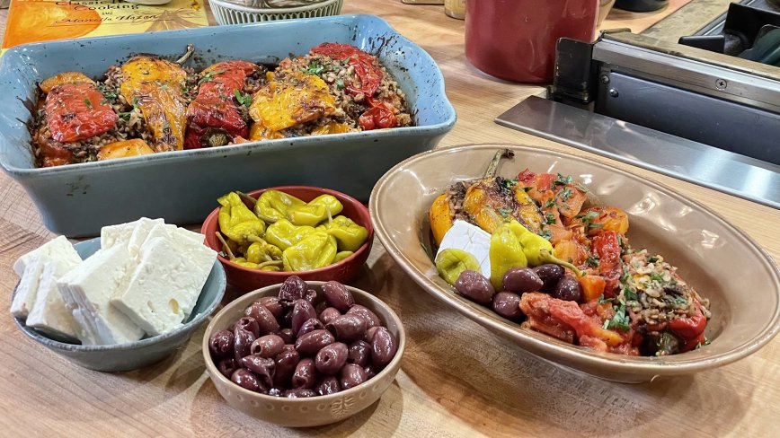 16020 RR Greek Stuffed Peppers (Gemista)
