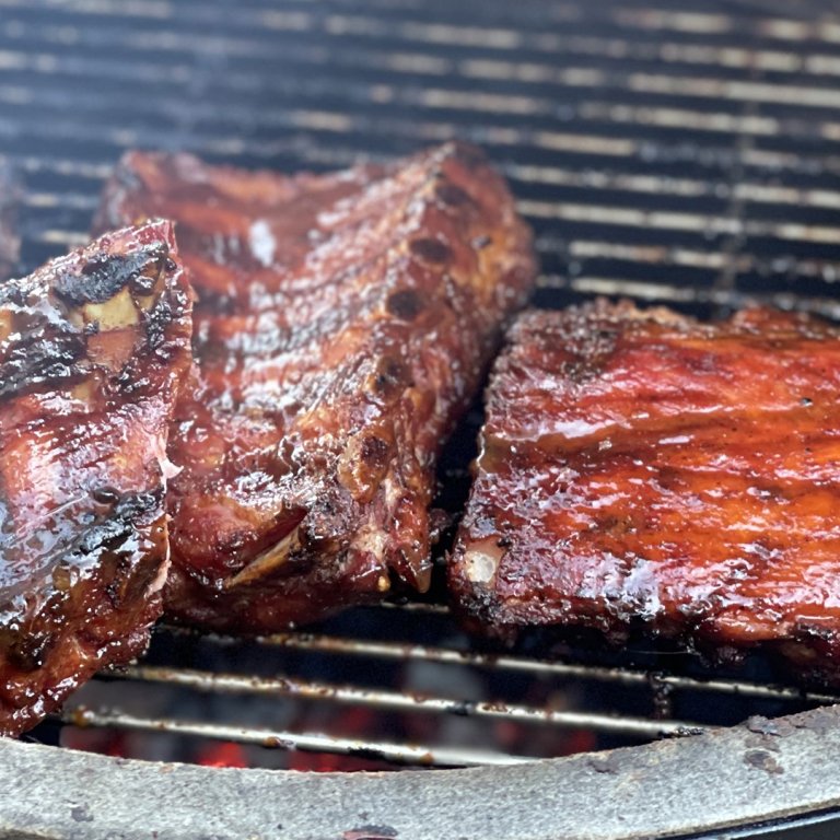 Baby Back Ribs with Sweet Tea Barbecue Sauce      