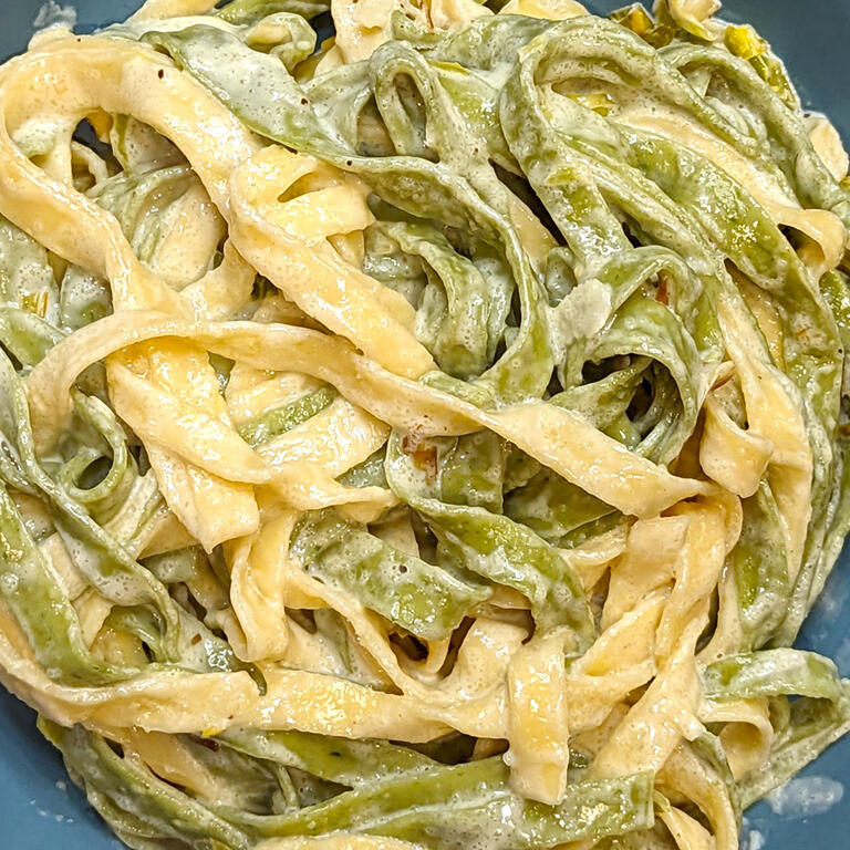 Creamy Caramelized Leek Pasta 