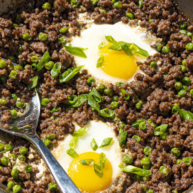 Mama Woo's Minced Beef and Rice Bowls