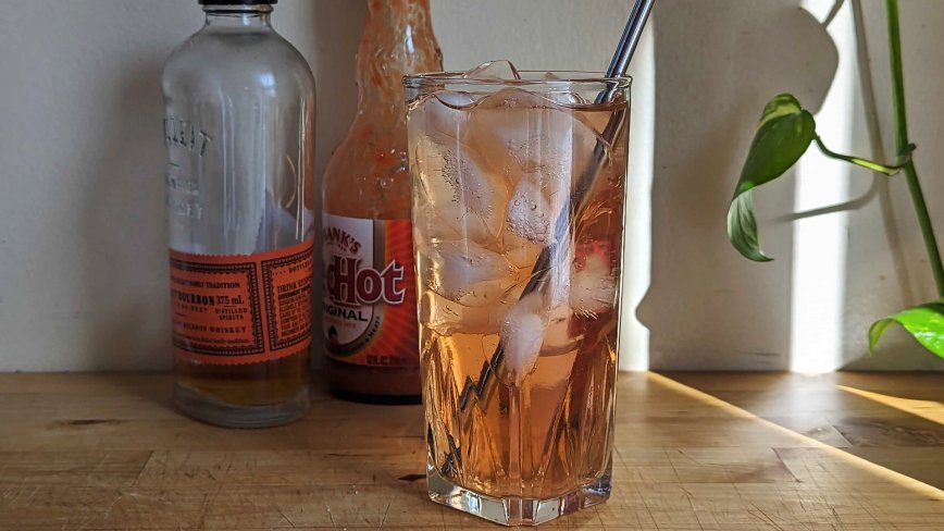 Hot Rock Whiskey Fizz