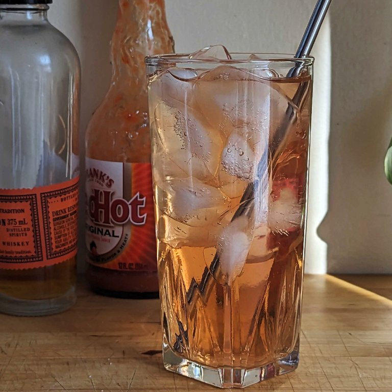 Hot Rock Whiskey Fizz