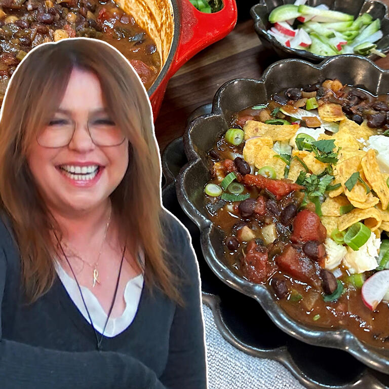 Poblano and Black Bean Chili with Hominy | Rachael Ray