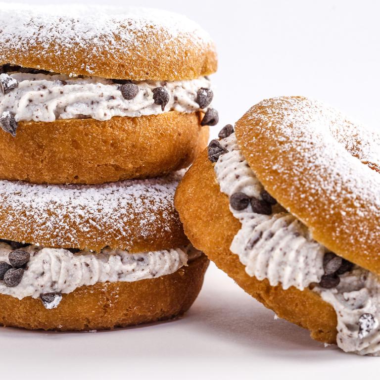 Donut Cannoli